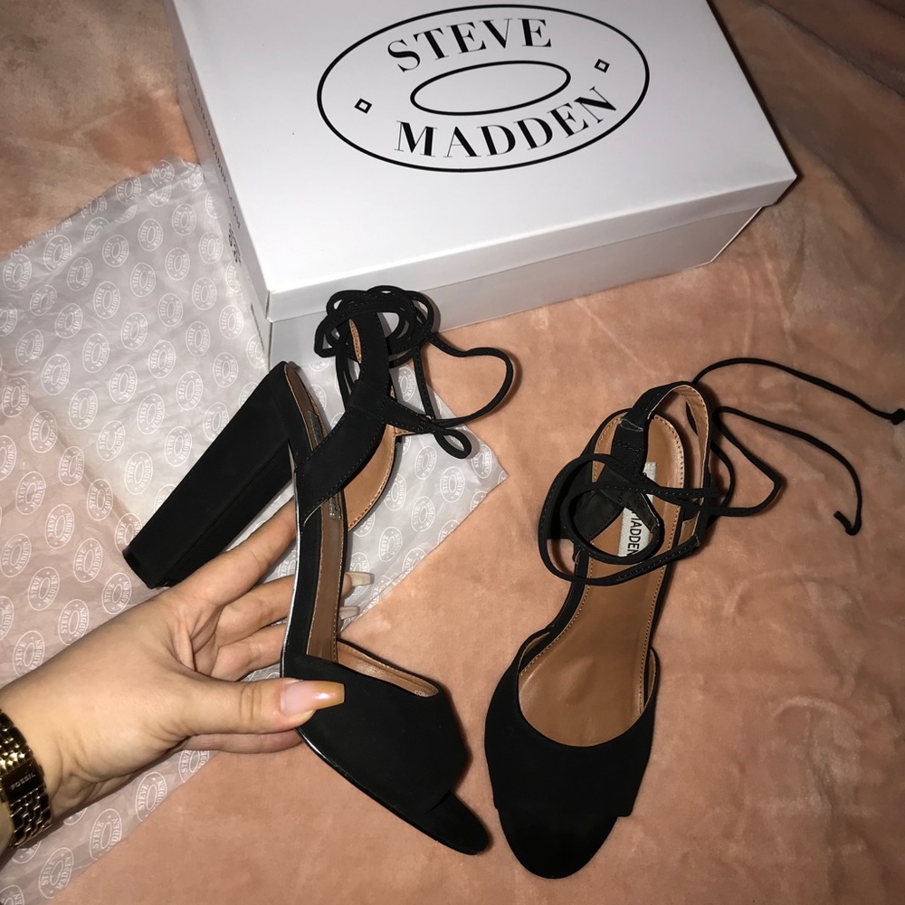 Chunky heeled black Steve Maddens